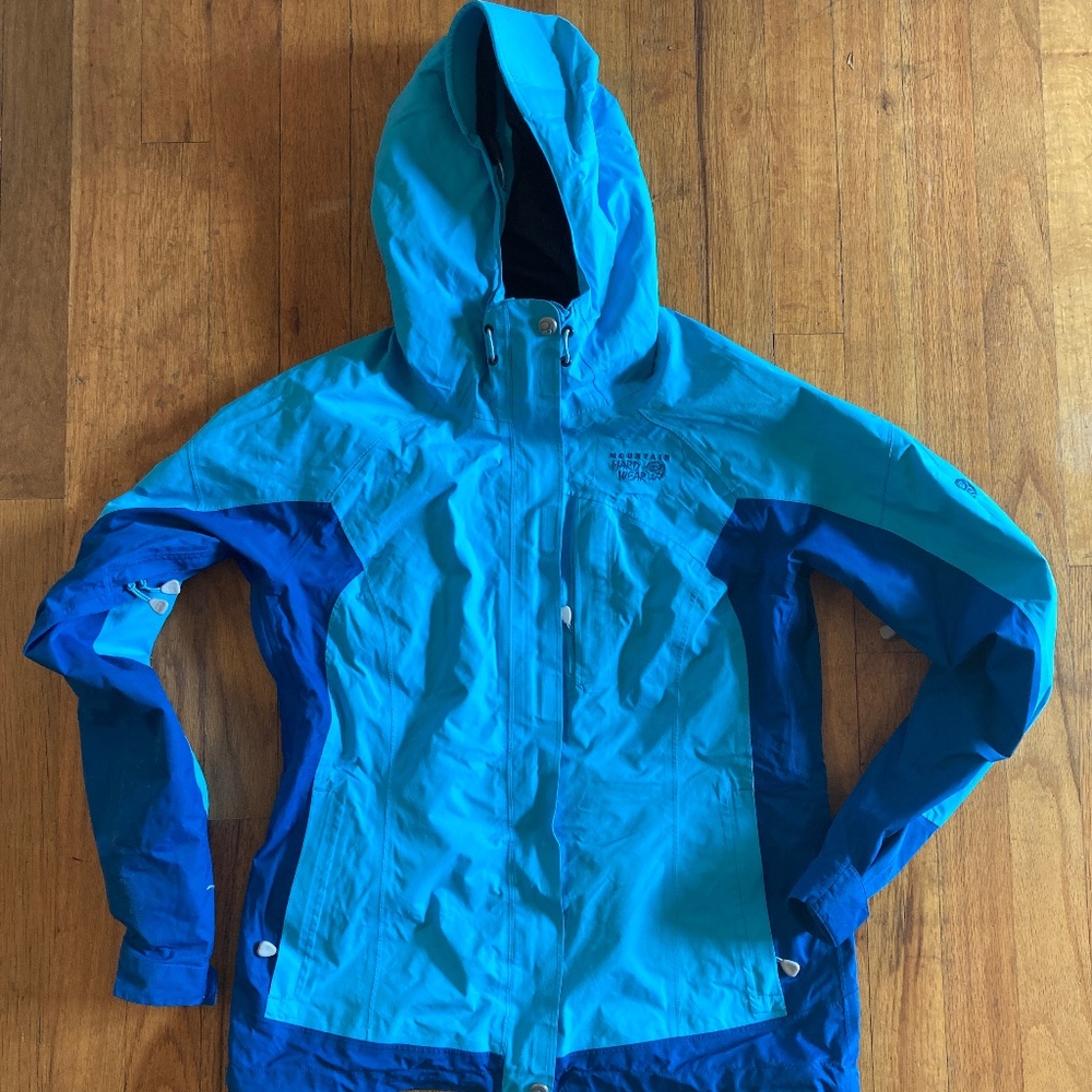Mountain HardWear dry Q elite blue jacket